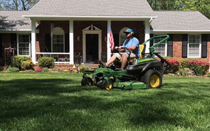 Carolina Custom Landscaping Weekly Mowing